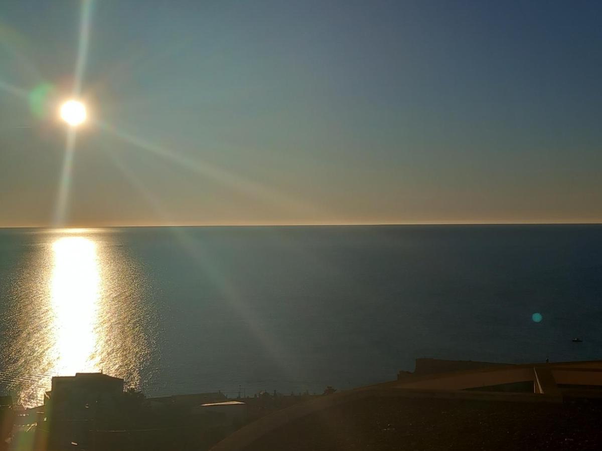 Chambre D'Hote - Vue Mer Au Mont Saint-Clair Sete Luaran gambar